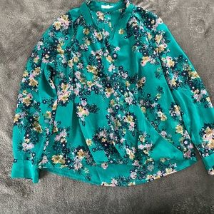 Maurice’s lightweight long sleeved shirt.